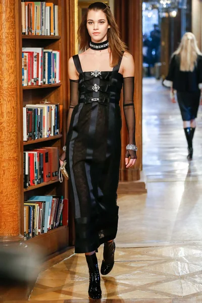 Look 85